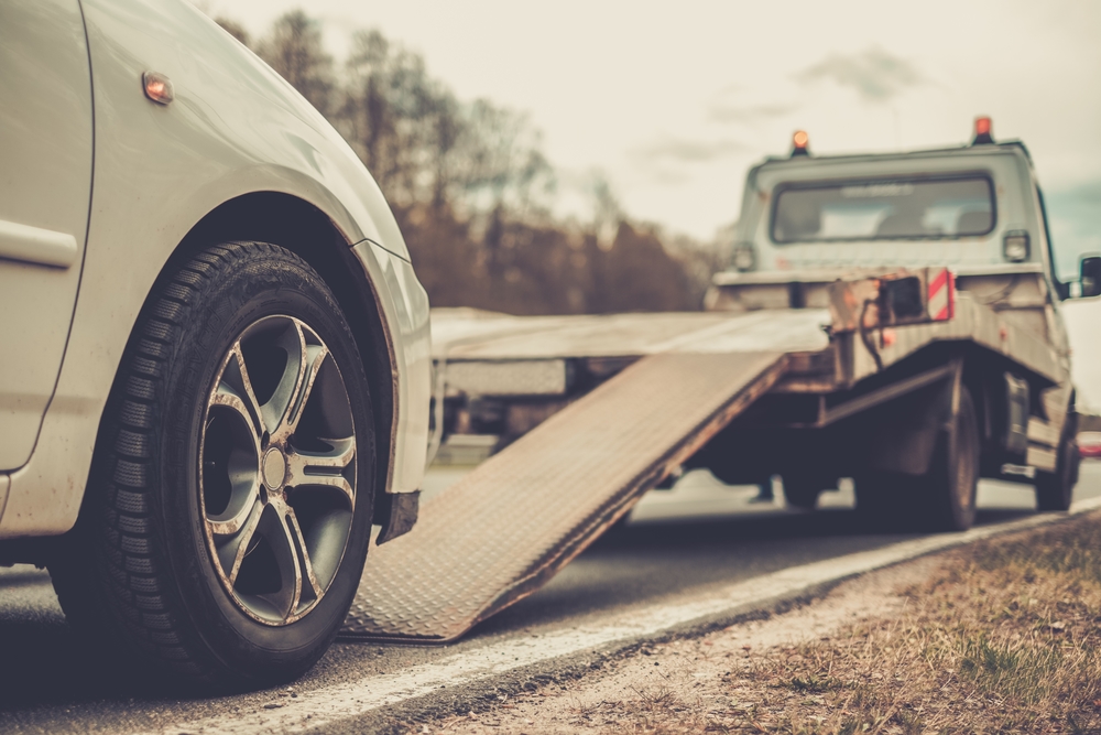 5 Things to Check Before Calling a Tow Truck