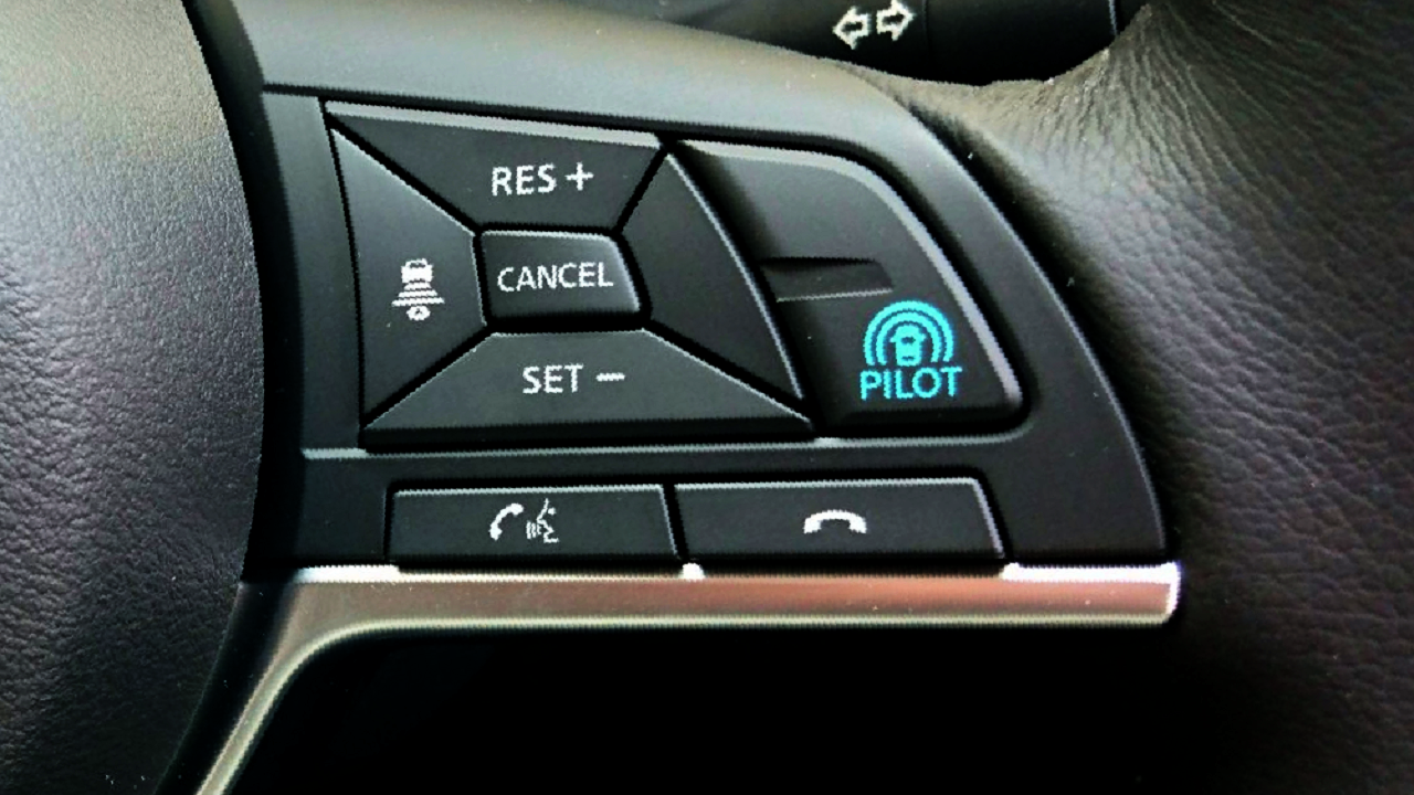 What is Adaptive Cruise Control | Cars and Motors Online
