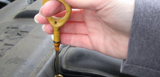 How to Use an Oil Dipstick