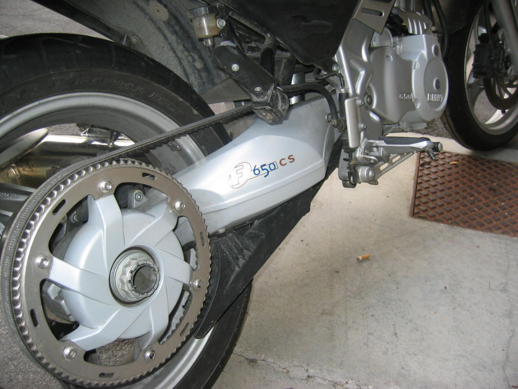 Motorcycle Drive Belt: Maintenance and Replacement